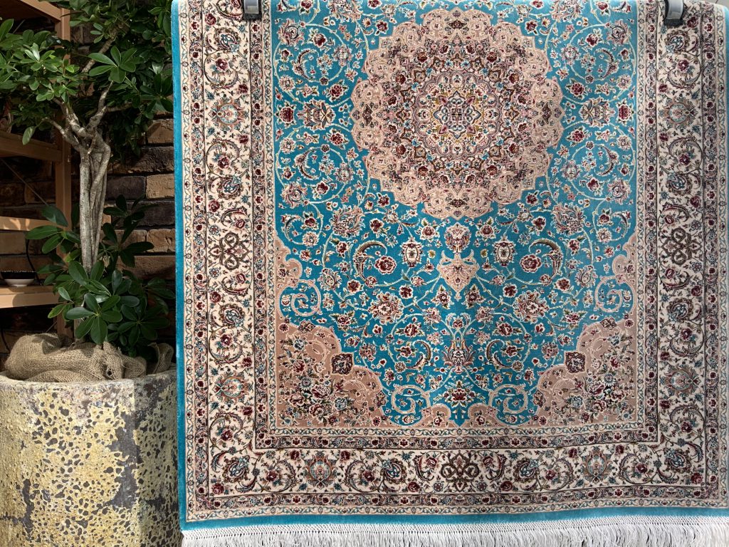 イラン　バンブーシルク絨毯　150×100