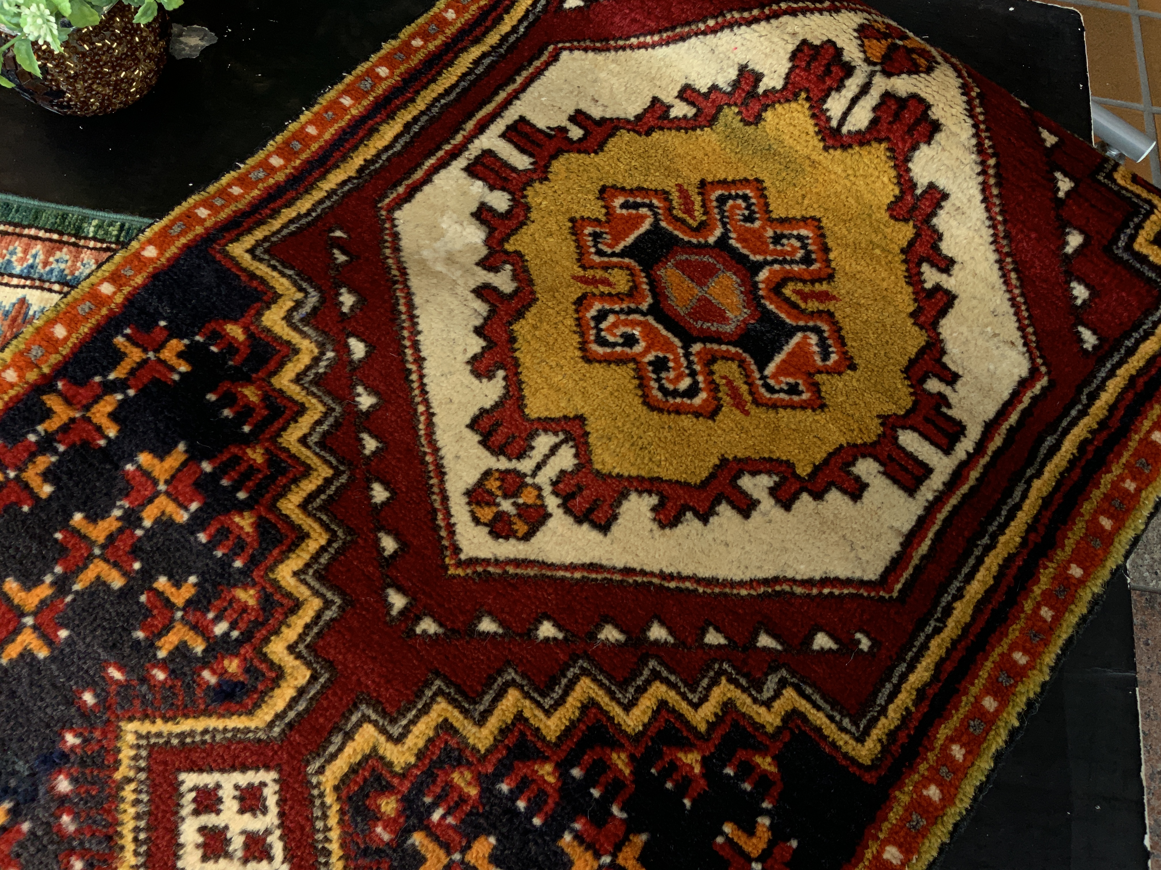 アナトリアオールド絨毯 103×54cm トルコ　　羊毛