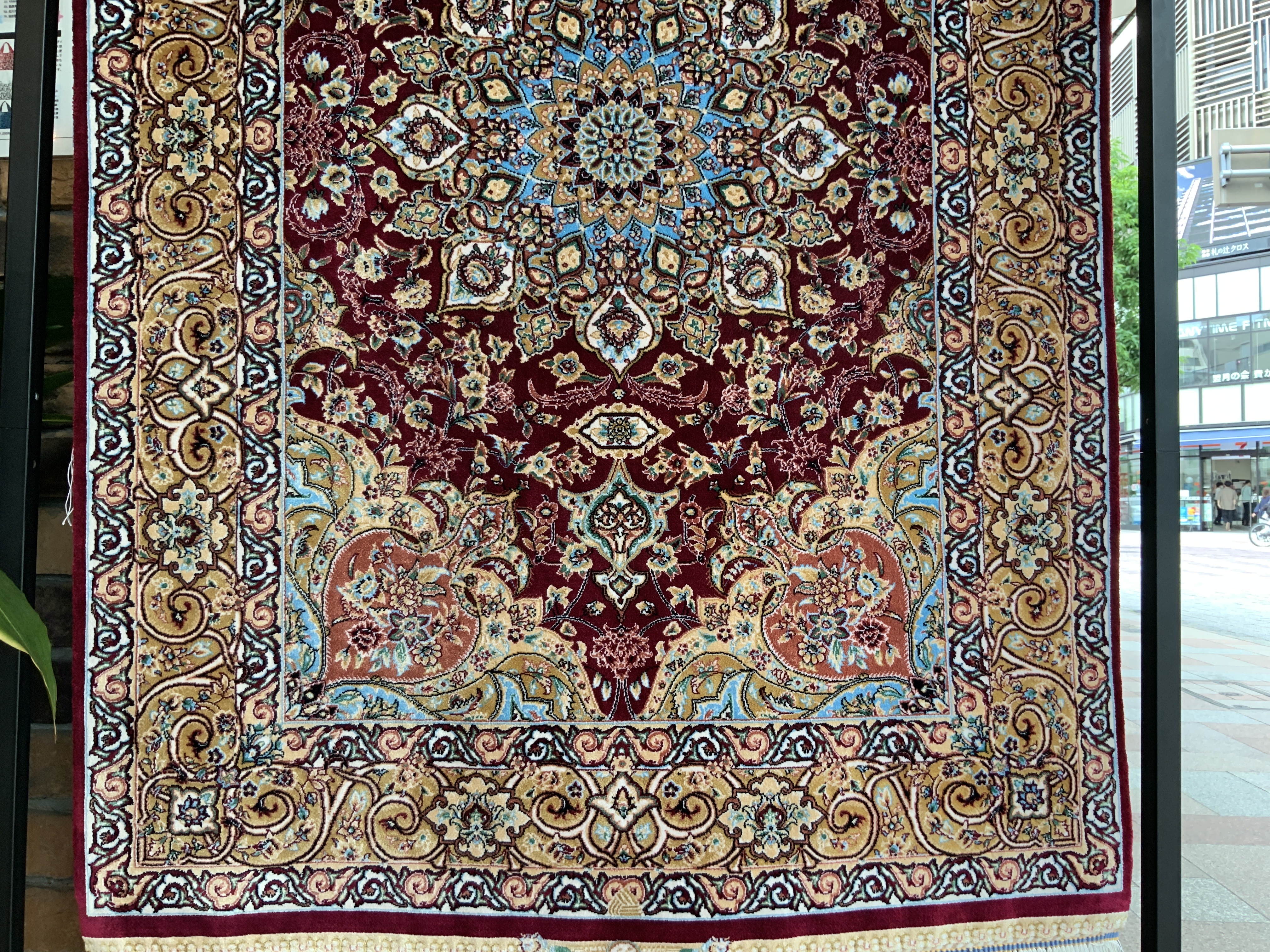グランデシルク絨毯，バンブーシルク，イラン，パシャ，アートライン，美しい絨毯