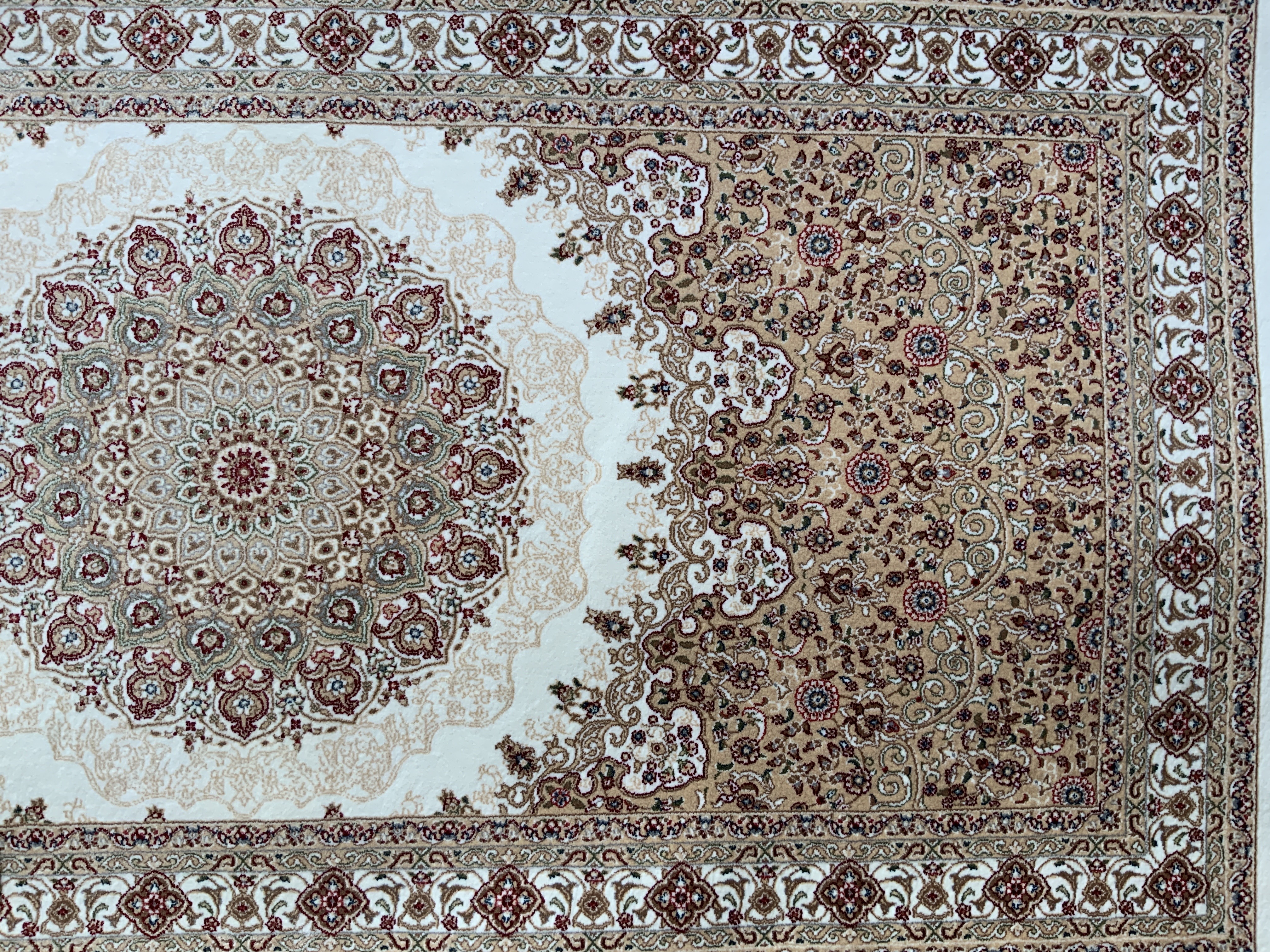 トルコ，グランデシルク絨毯，バンブーシルク絨毯，竹繊維，美しい光沢，滑らか中手触り，素晴らしい絨毯，パシャ